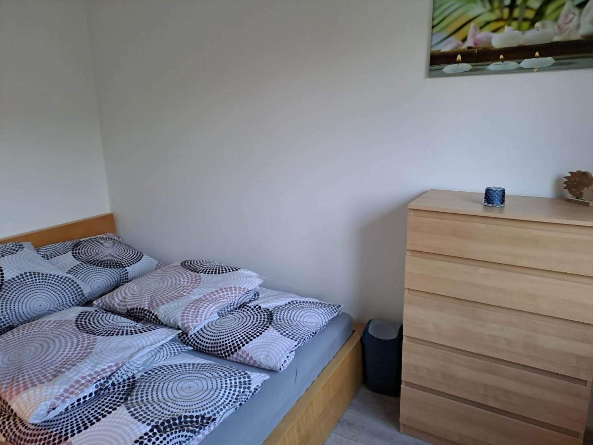 Apartment Suenfeszek Vendeghaz